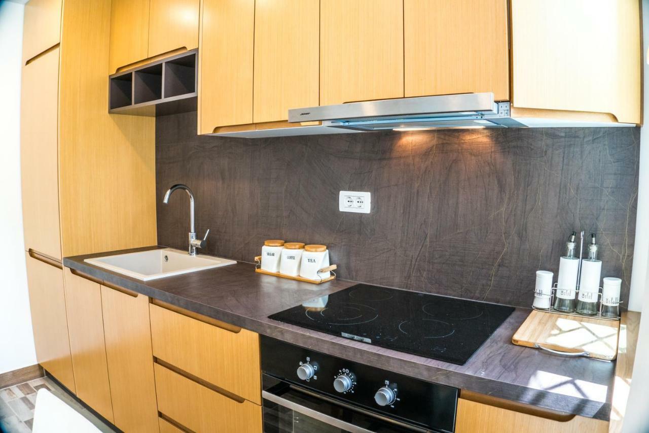 Venere Tirana Suite Deluxe Экстерьер фото